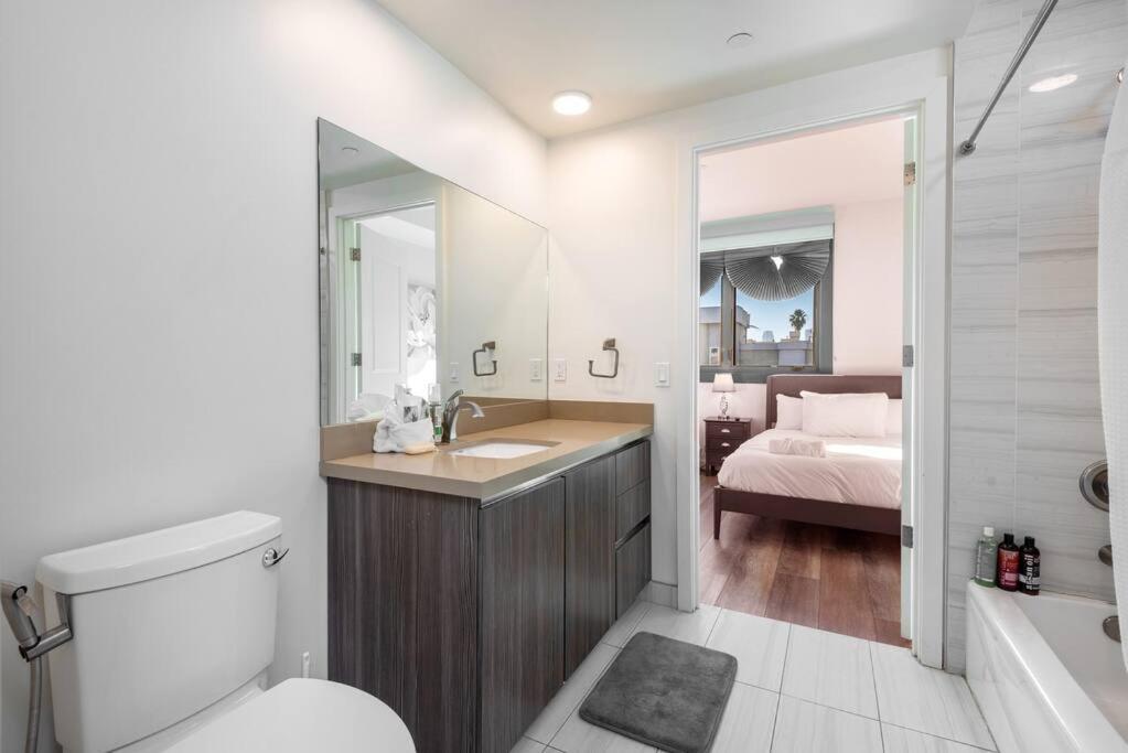 Luxurious Penthouse In Beverly Hills - Sleeps 10 Los Angeles Eksteriør billede