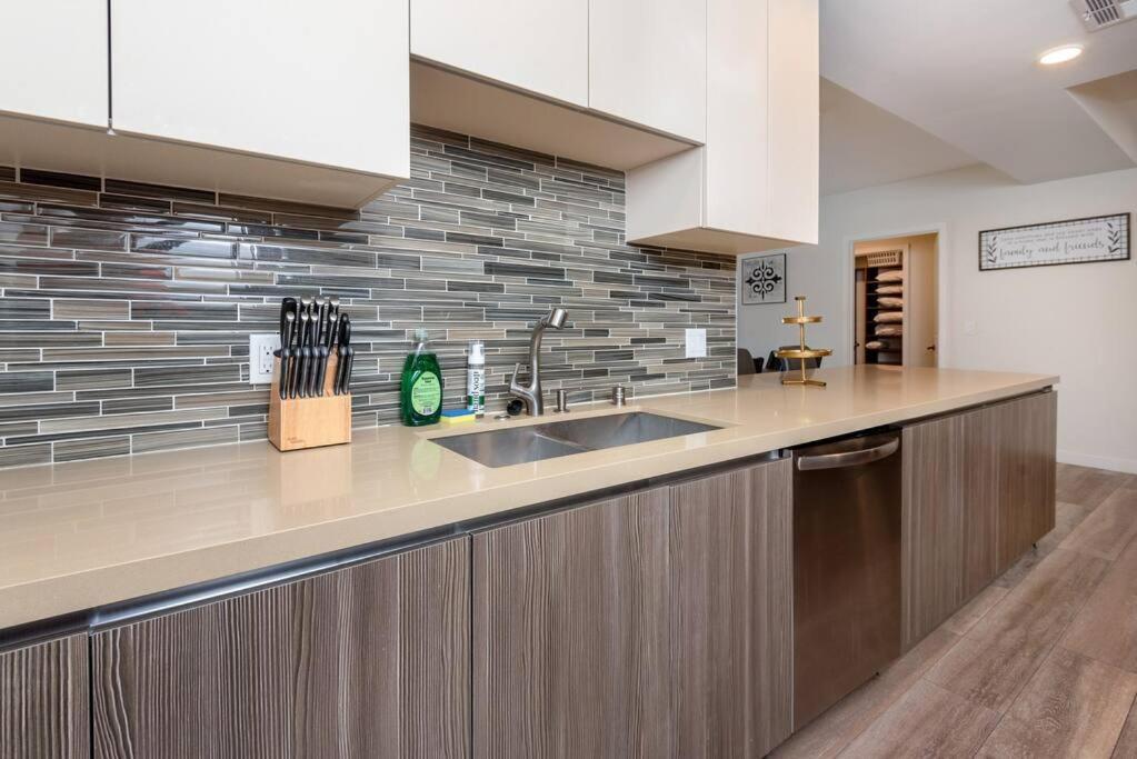 Luxurious Penthouse In Beverly Hills - Sleeps 10 Los Angeles Eksteriør billede